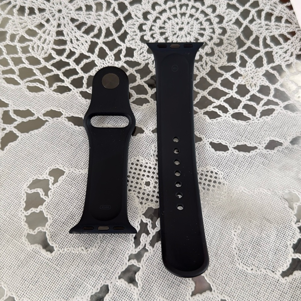 M/L black iwatch band